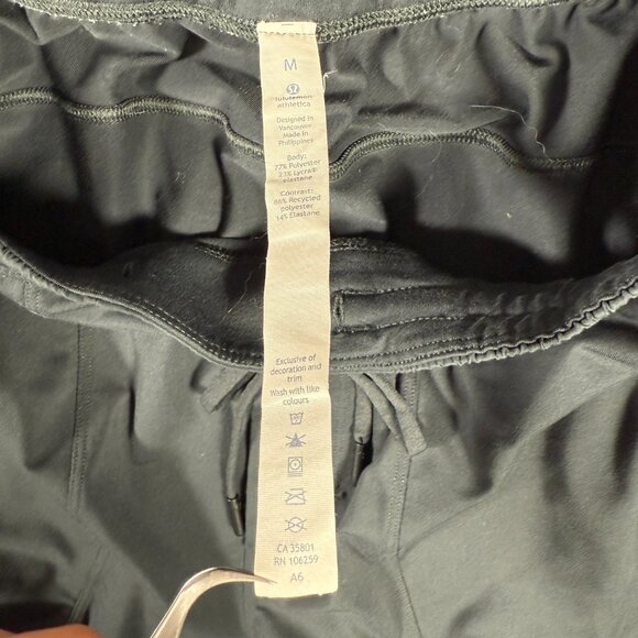 Lululemon Athletica Jogger Men Size M Elastic Waist Drawstring Slash Zip Pockets - Picture 8 of 12